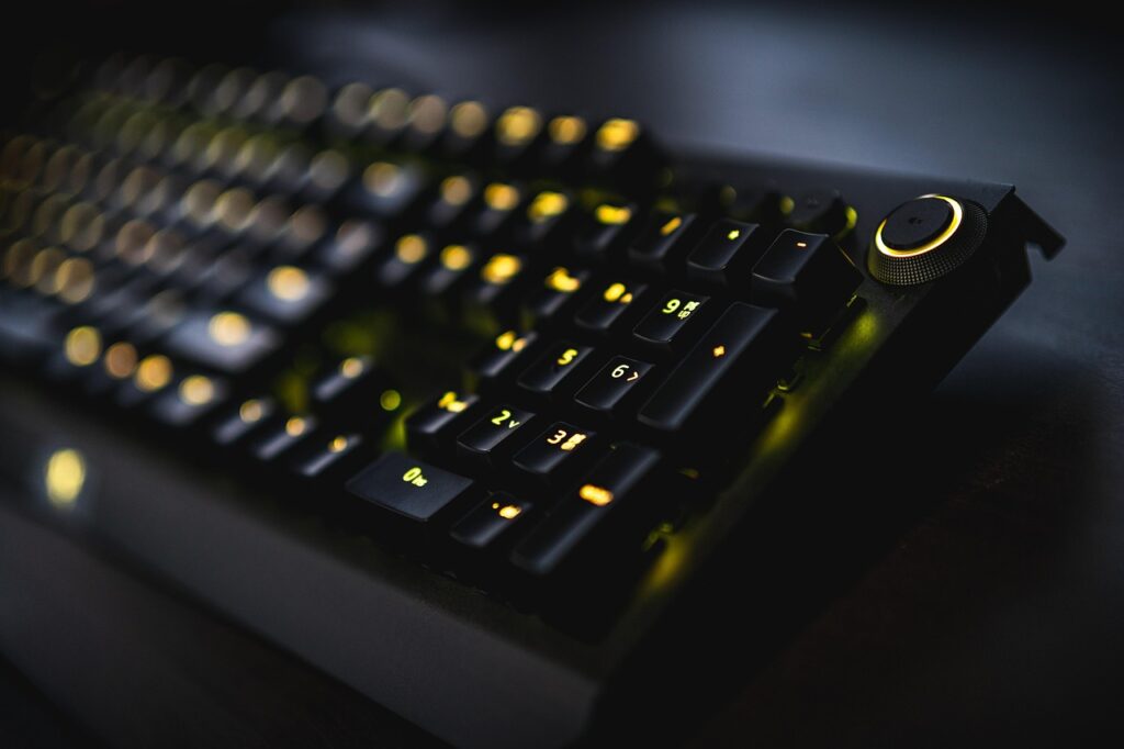 オンラインプログラミングの個別学習で効果的な方法は？