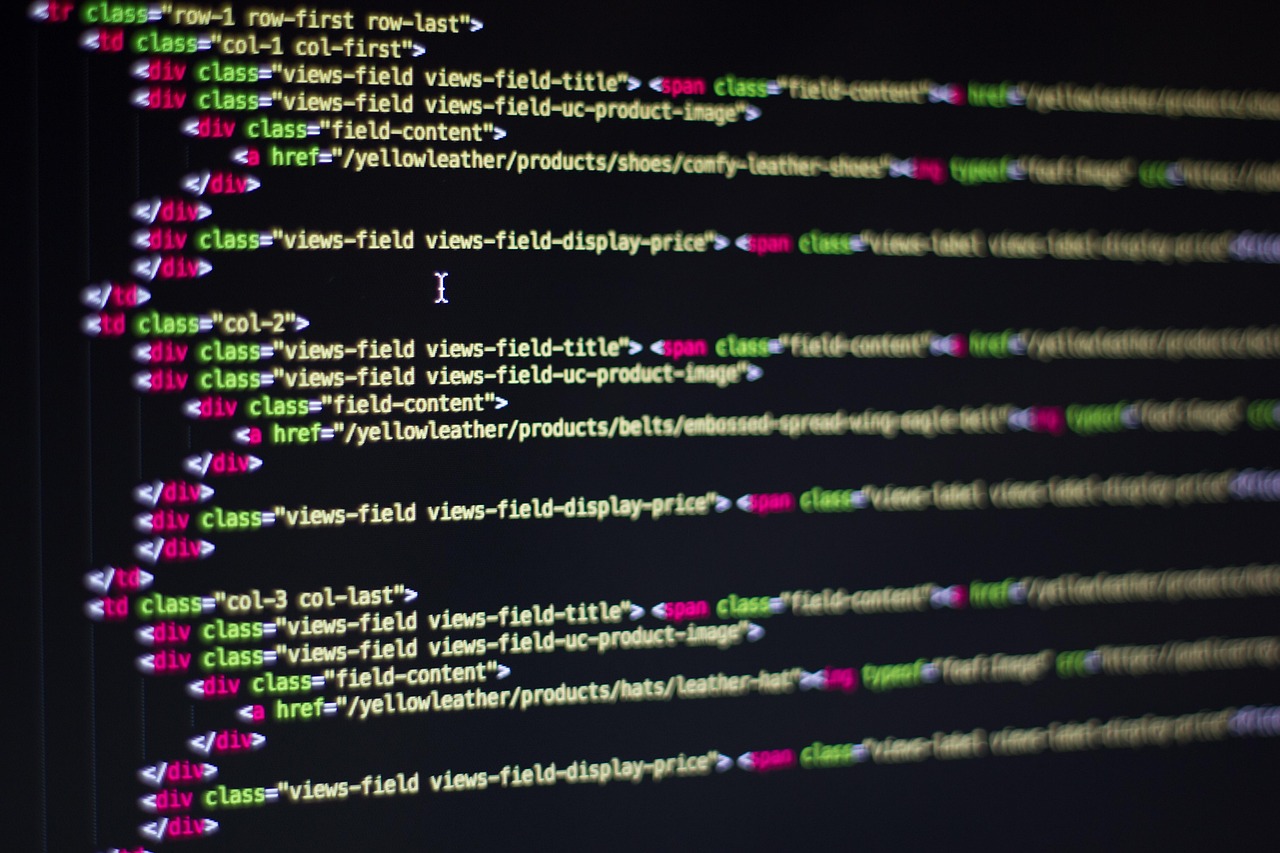 コードレビュー付きのプログラミング講座はどのような内容ですか？