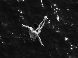 DIVE INTO CODEの評判はどのようなものですか？