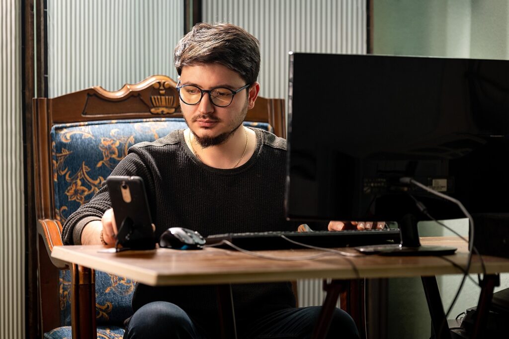 オンラインで完結する学習のメリットとは？