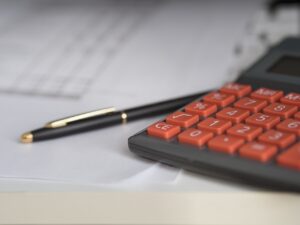 アプリ開発スクールの転職保証は本当に役立つ？就職できない原因と対策を徹底解説！