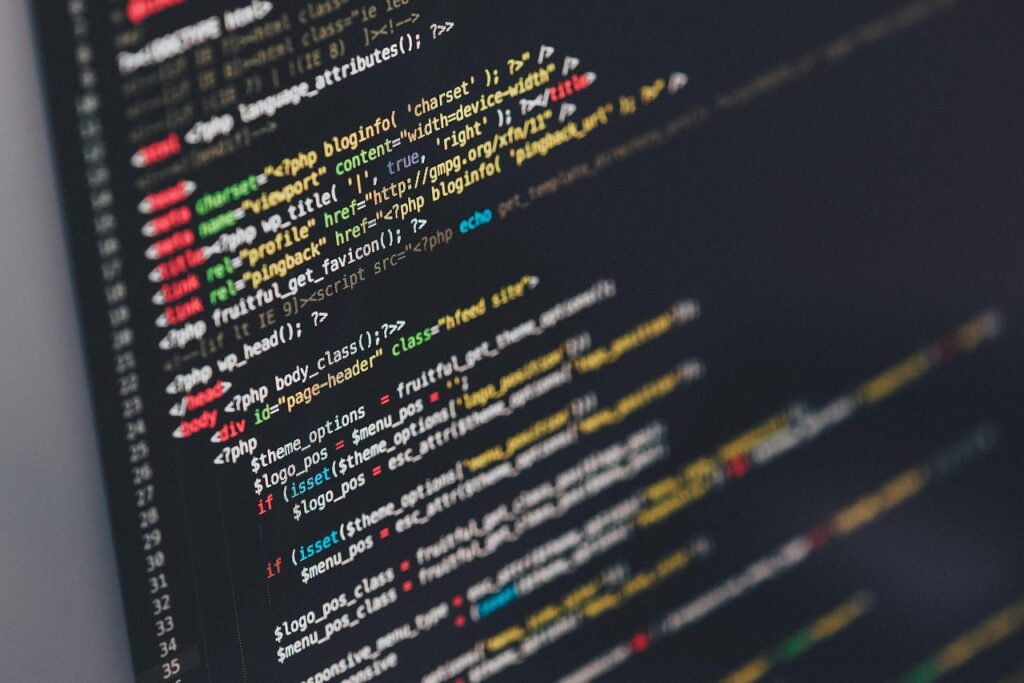 アプリ開発ブートキャンプは文系でも通用する？転職保証の実態とは？