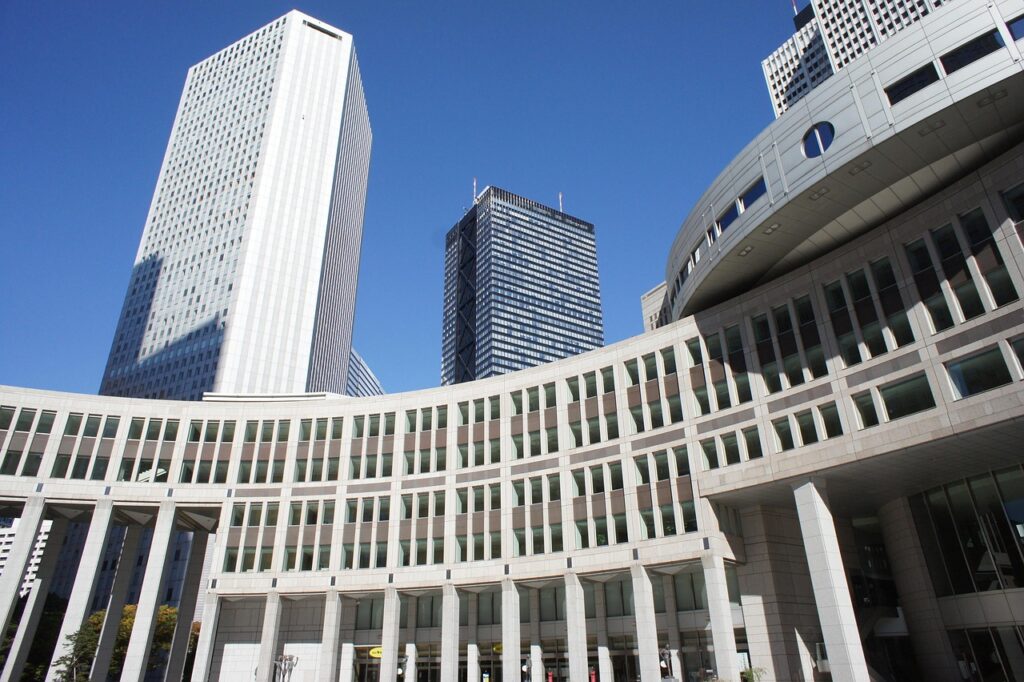 転職保証付きスクールの成功事例は文系でも実現可能？
