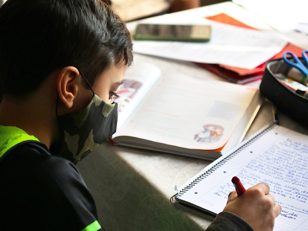 転職保証付きスクールの受講前に事前学習は必要か？